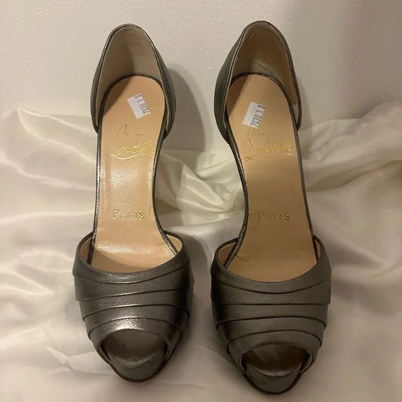 Christian Louboutin Heels! - Picture 1 of 7